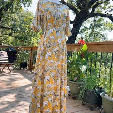 Woman’s Ellie floral maxi dress size XS - image 1