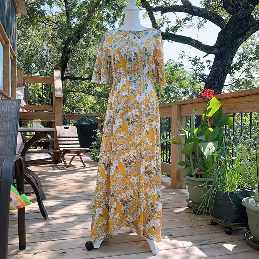 Woman’s Ellie floral maxi dress size XS - image 2
