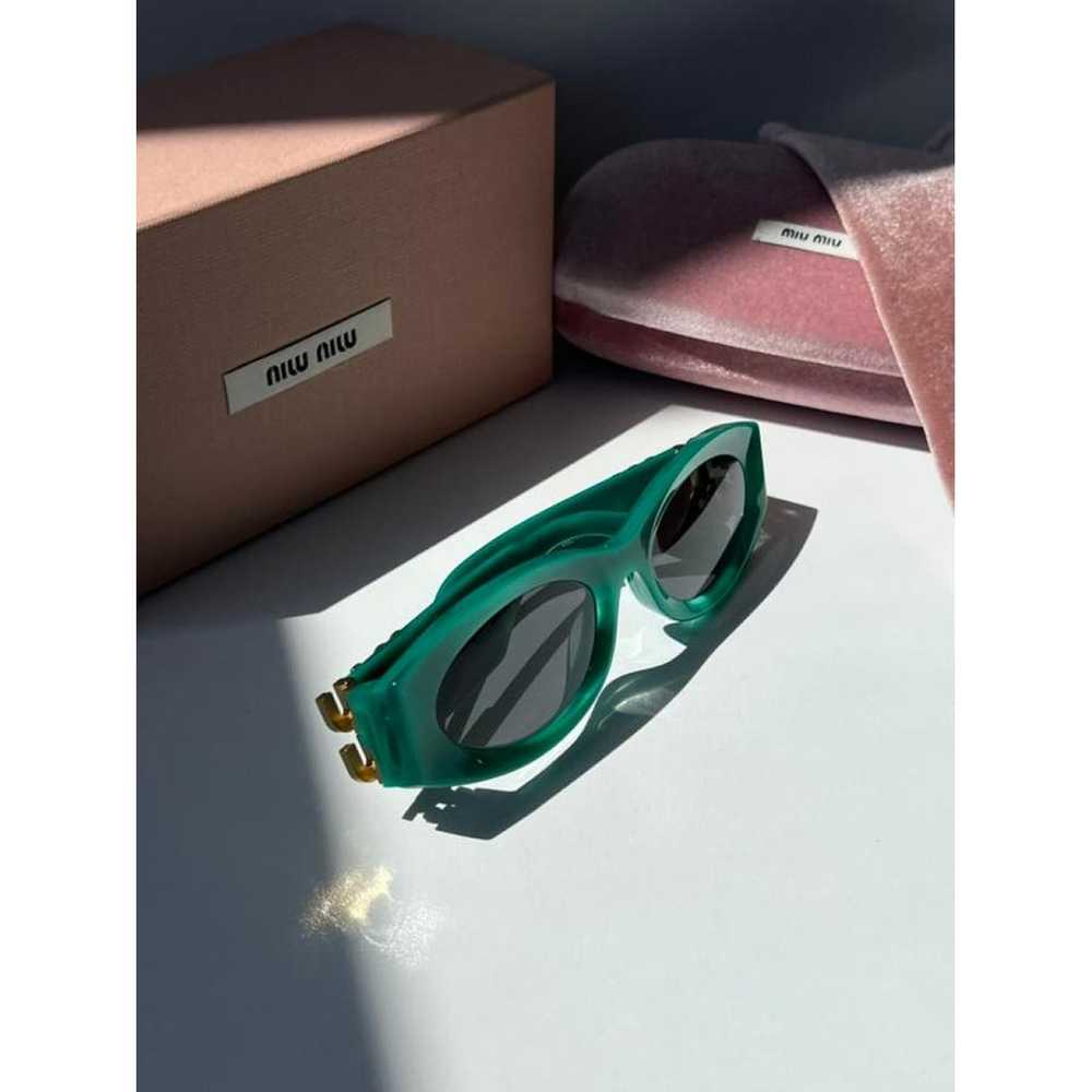 Miu Miu Oversized sunglasses - image 5