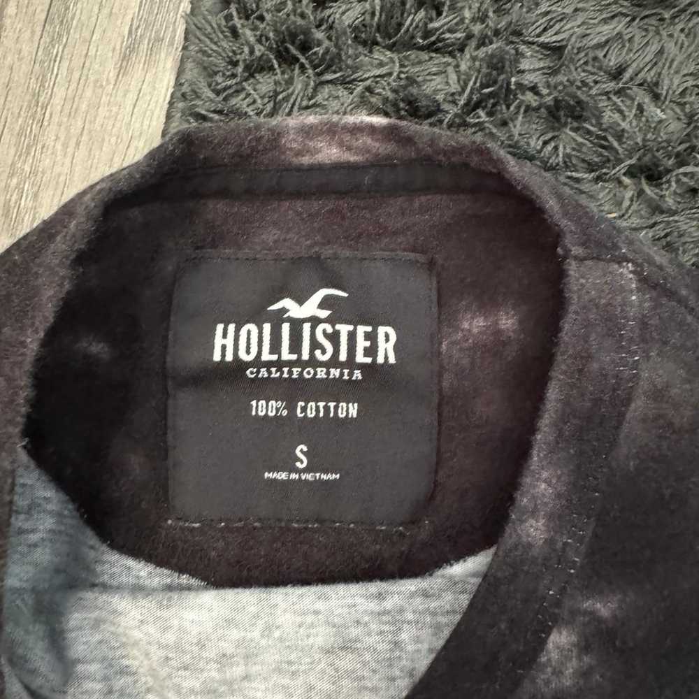 Hollister black and white long sleeve shirt - image 3