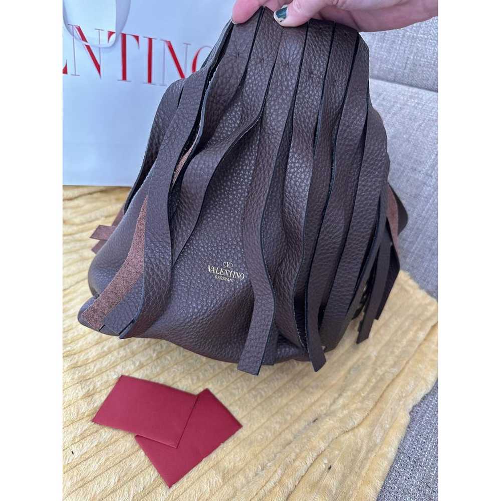 Valentino Garavani Atelier leather tote - image 5