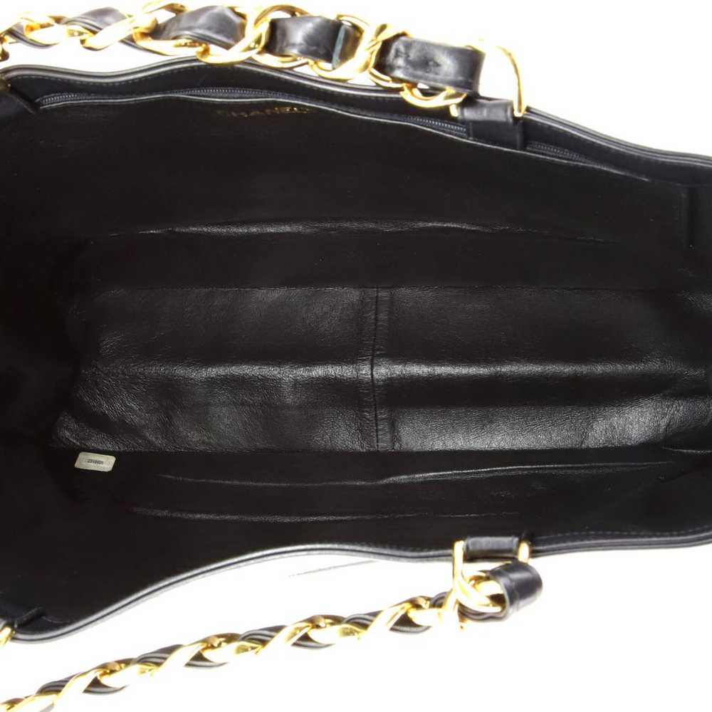 Chanel Leather tote - image 6