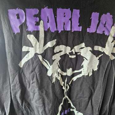 pearl jam shirt