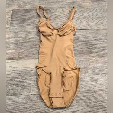 Skims nude seamless sculpt brief bodysuit