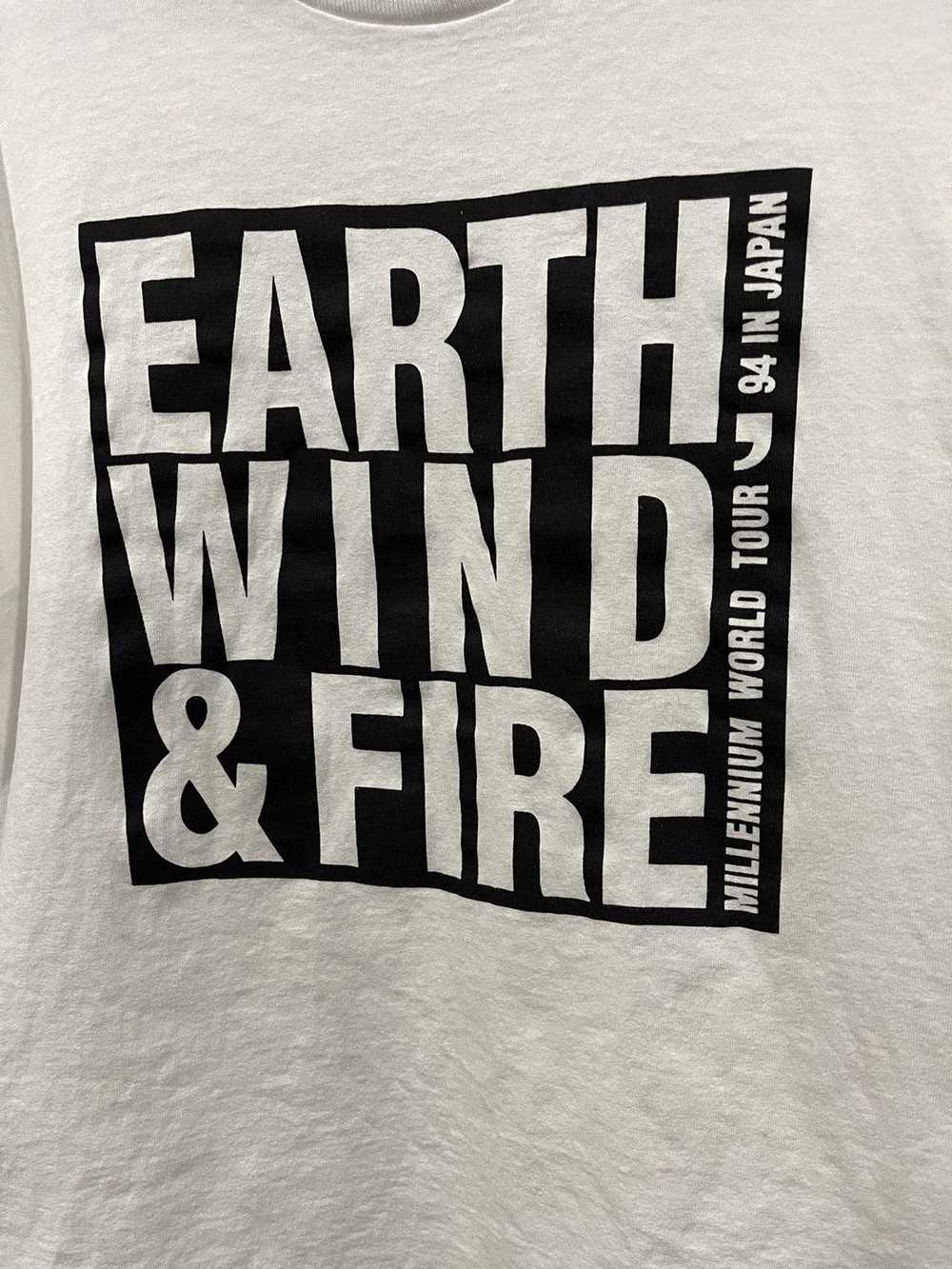 Vintage Earth Wind and Fire - image 2