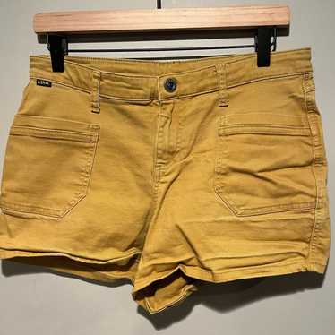 Kuhl KÜHL Women's Yellow Shorts size 12
