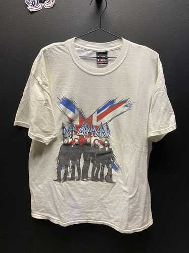Band Tees × Giant × Streetwear Def Leppard 2002 T… - image 1