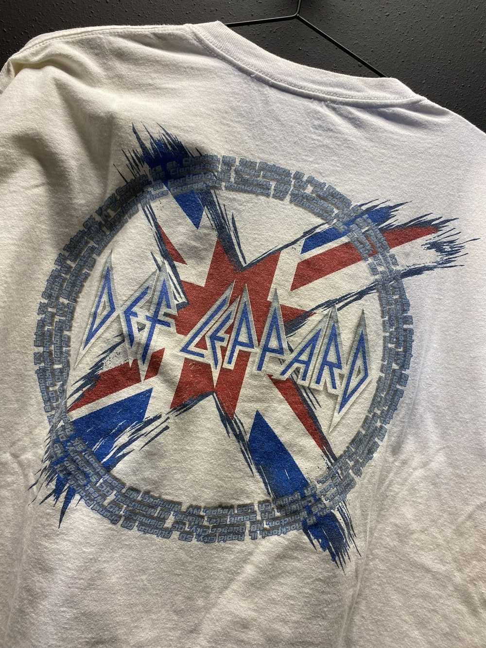 Band Tees × Giant × Streetwear Def Leppard 2002 T… - image 6