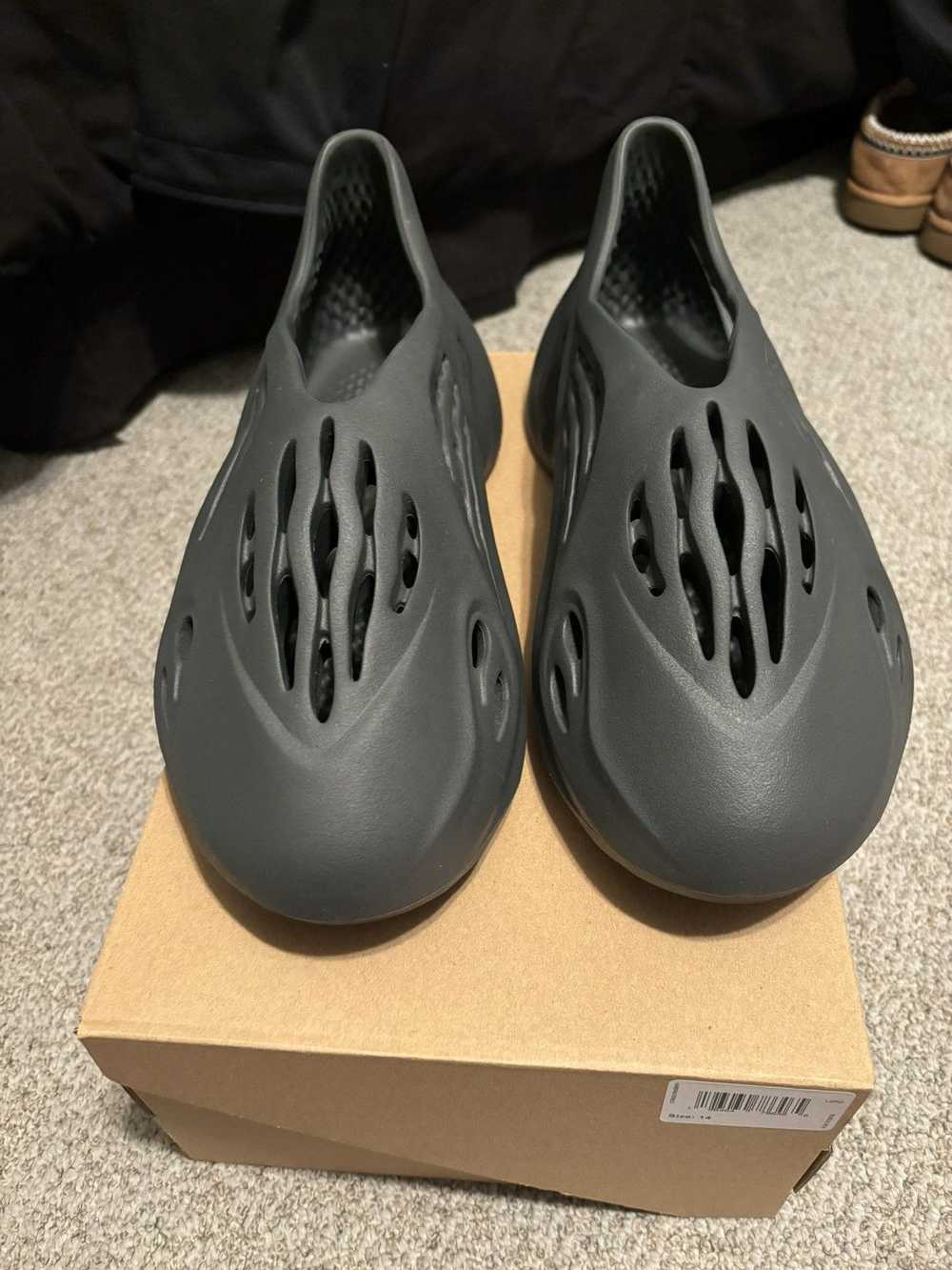 Adidas × Yeezy Season Yeezy Foam Runner Carbon Si… - image 2