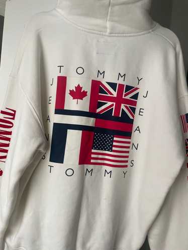 Tommy Hilfiger vintage tommy hilfiger hoodie