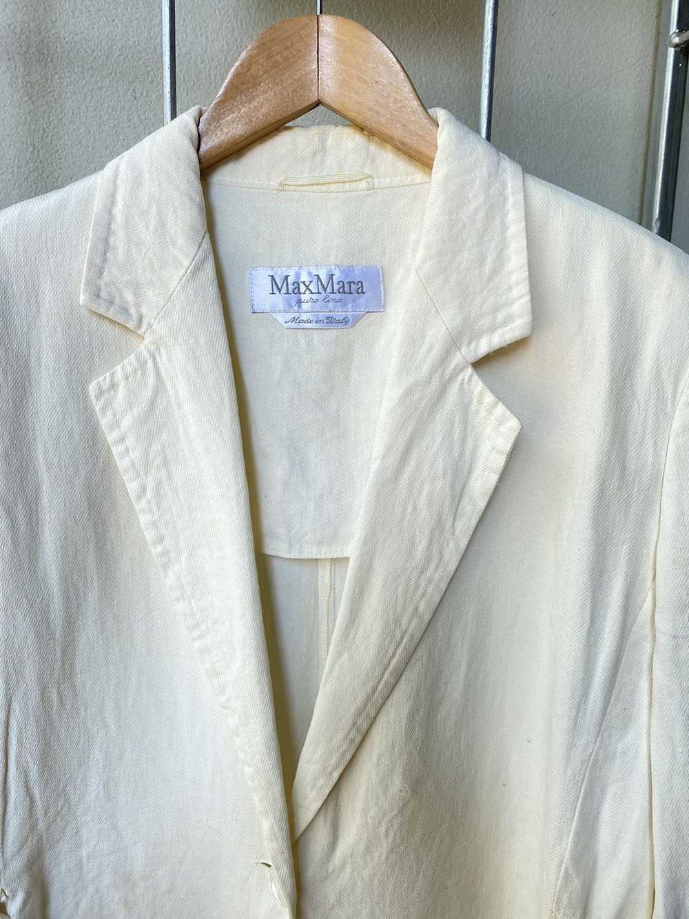 Max Mara Maxmara white blazer - image 3