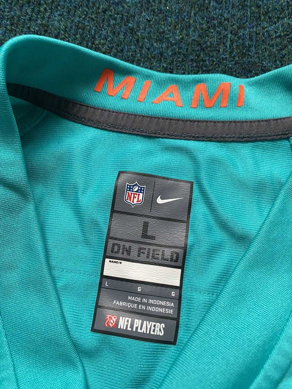 Jersey × NHL × Nike Miami Dolphins Tyreek Hill #1… - image 10