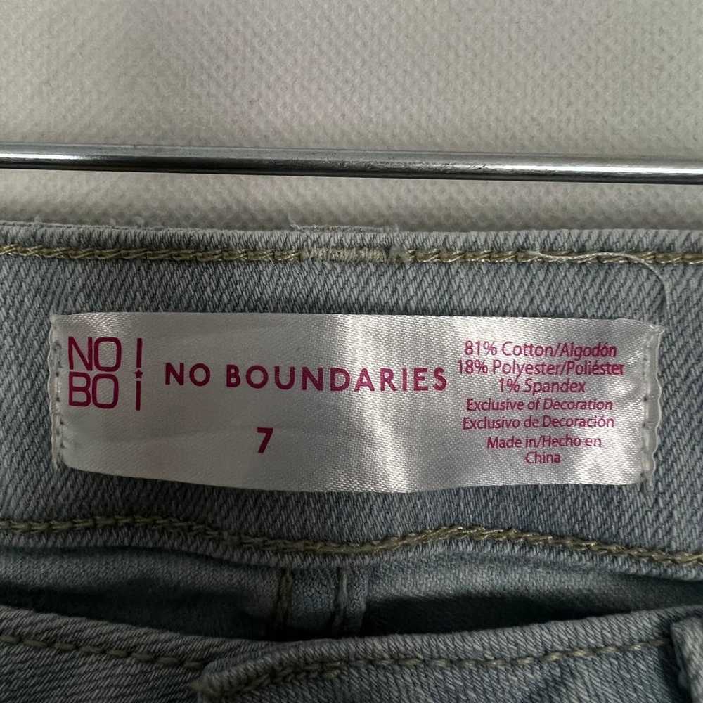 No Boundaries Y2K Low-Rise Distressed Jeans Size 7 - image 2