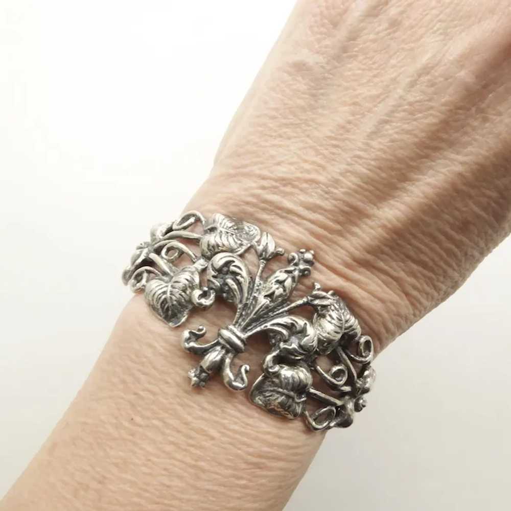 Peruzzi-style Fleur de Lis Silver Bracelet - image 3