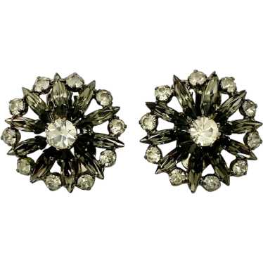 Elegant Vintage Austrian Crystal Star Flower Clip… - image 1