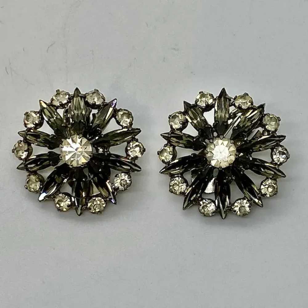 Elegant Vintage Austrian Crystal Star Flower Clip… - image 3