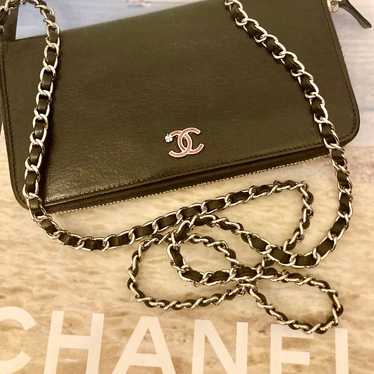 Authentic Chanel Wallet on chain