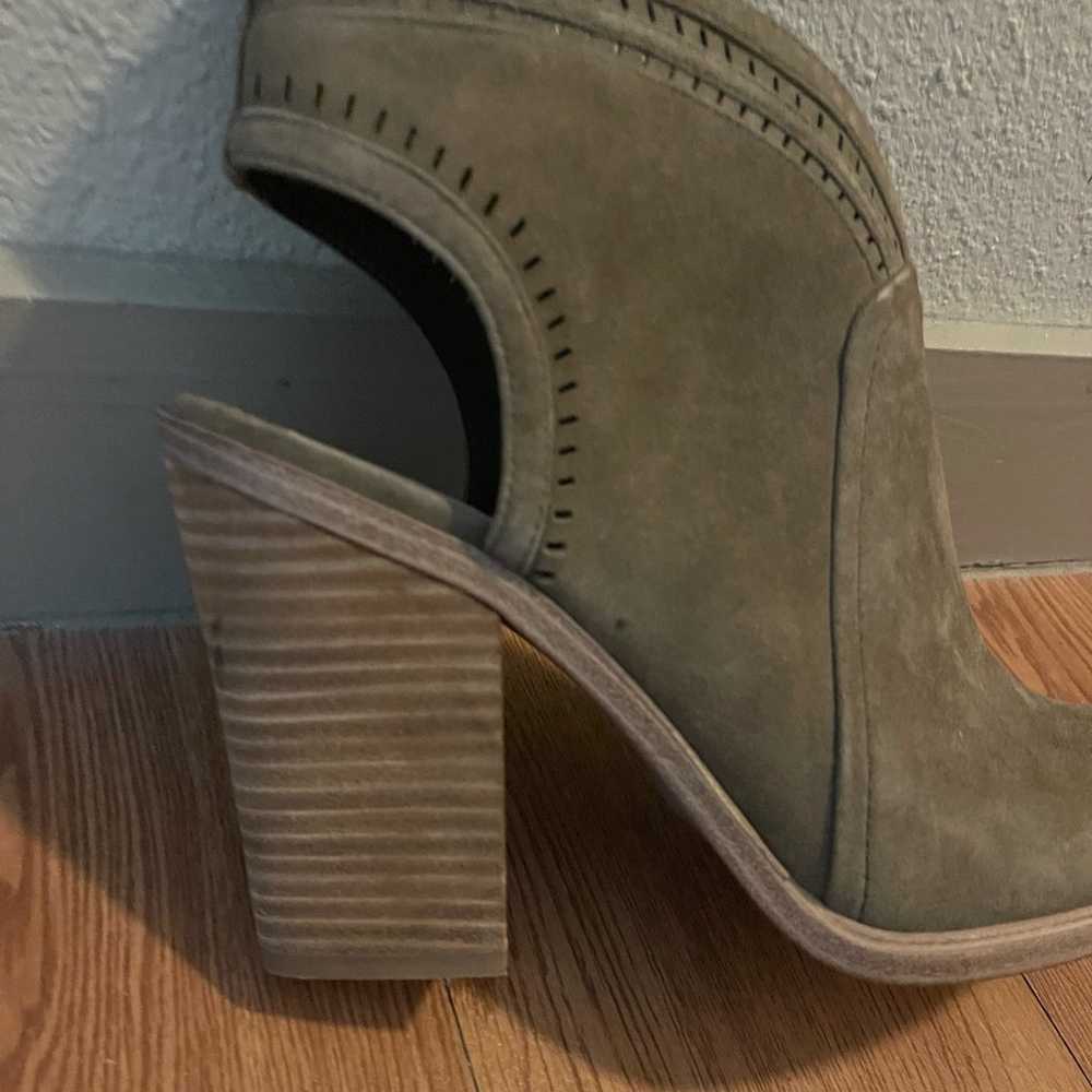Vince Camuto Open Toe Booties Size 11 - image 8