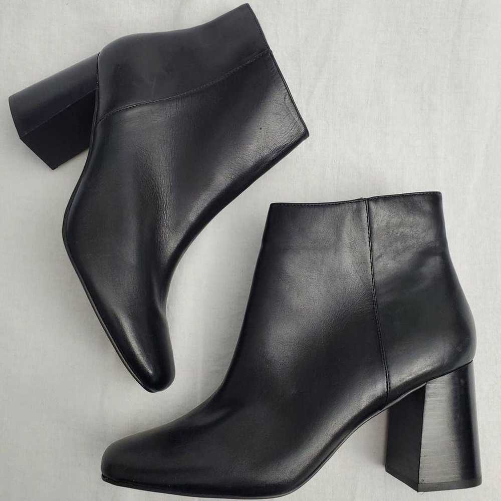 Bella Vita Boots Size 11 Wilma Block Heel Leather… - image 1