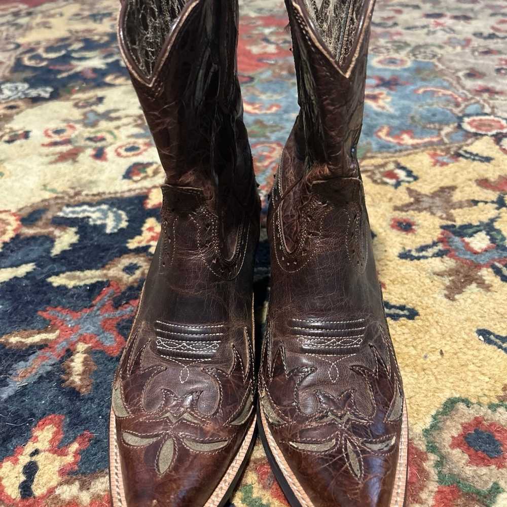 Cowboy Boots Ariat Excellent Condition - image 5