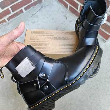 NWOT Dr Martens Boots