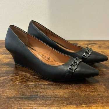 Sofft Black Leather Shoes Pointy Toe size 9 women… - image 1