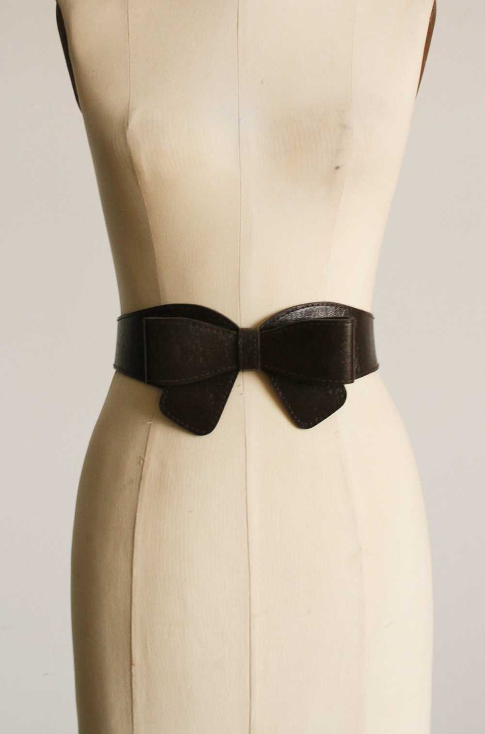 1990s Dark Brown Bow Belt - image 1