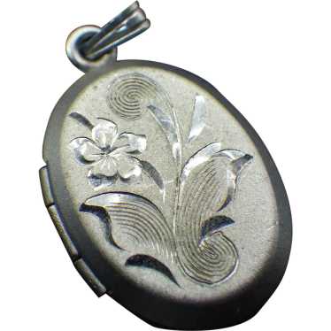 Classic Mid Century Sterling Silver Locket, floral