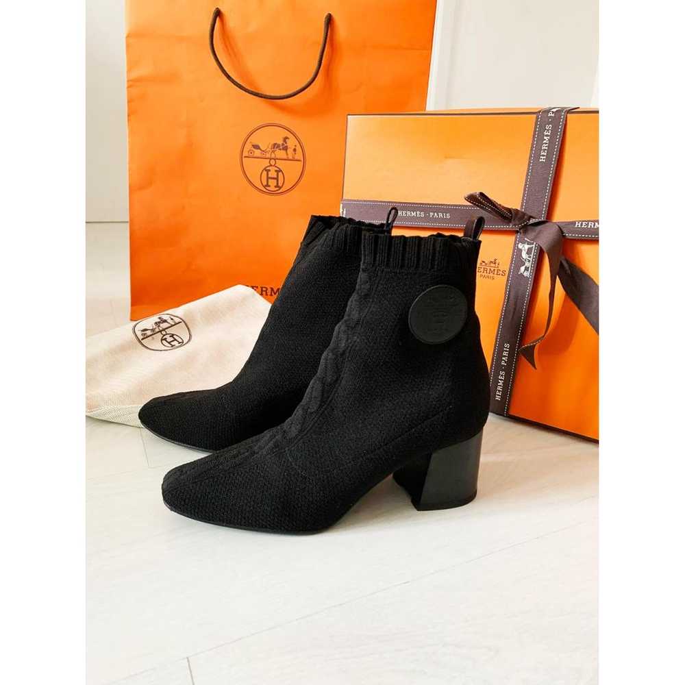 Hermès Volver 60 pony-style calfskin ankle boots - image 2