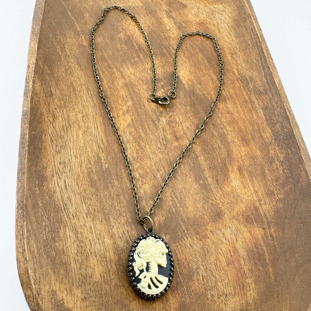 Vintage Female Skeleton Cameo Vintage Necklace - image 3