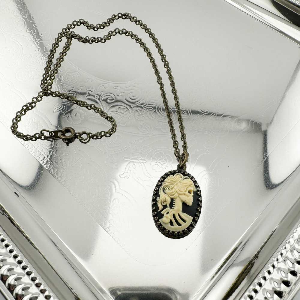 Vintage Female Skeleton Cameo Vintage Necklace - image 6