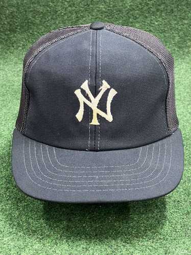 Snap Back × Trucker Hat × Vintage 80s New York Yan