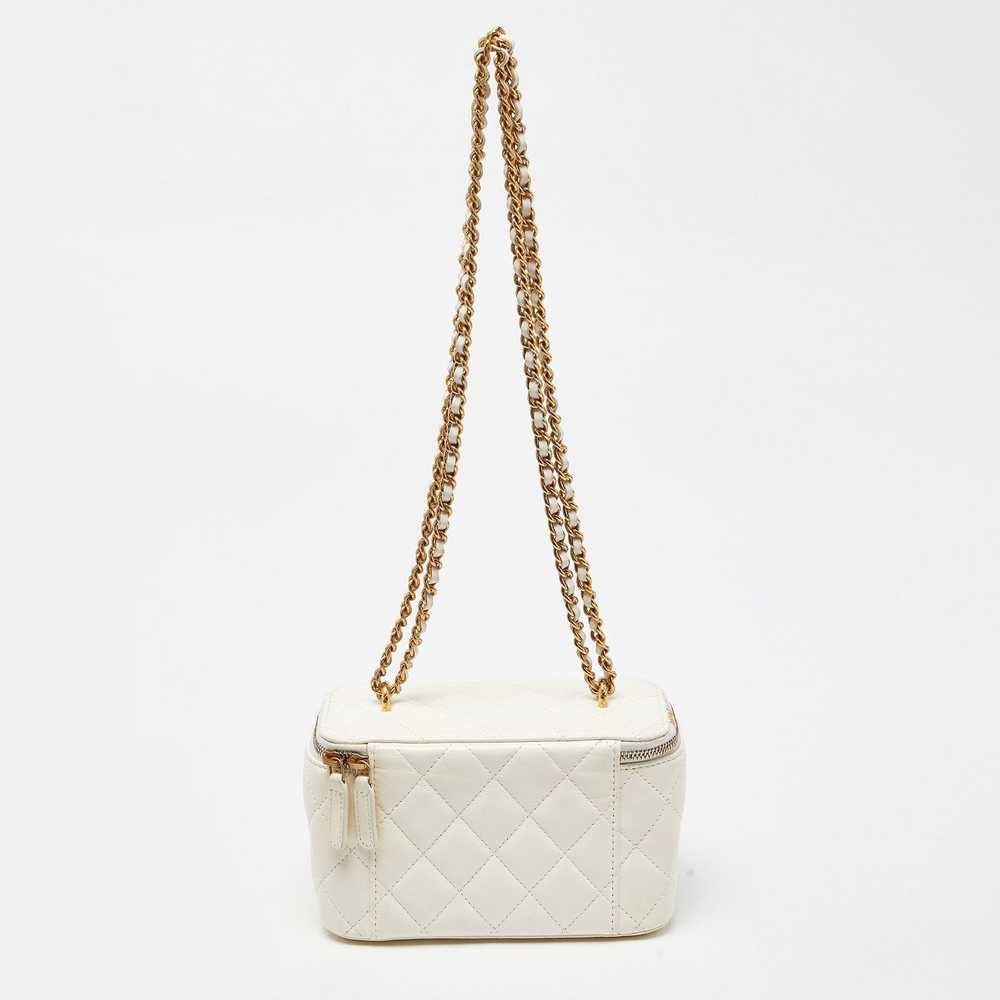 Chanel CHANEL Off White Quilted Leather Vanity Ca… - image 4