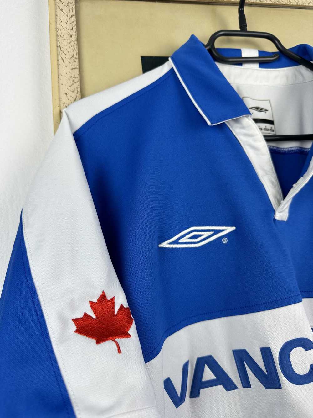 Soccer Jersey × Umbro × Vintage Vancouver Whiteca… - image 6