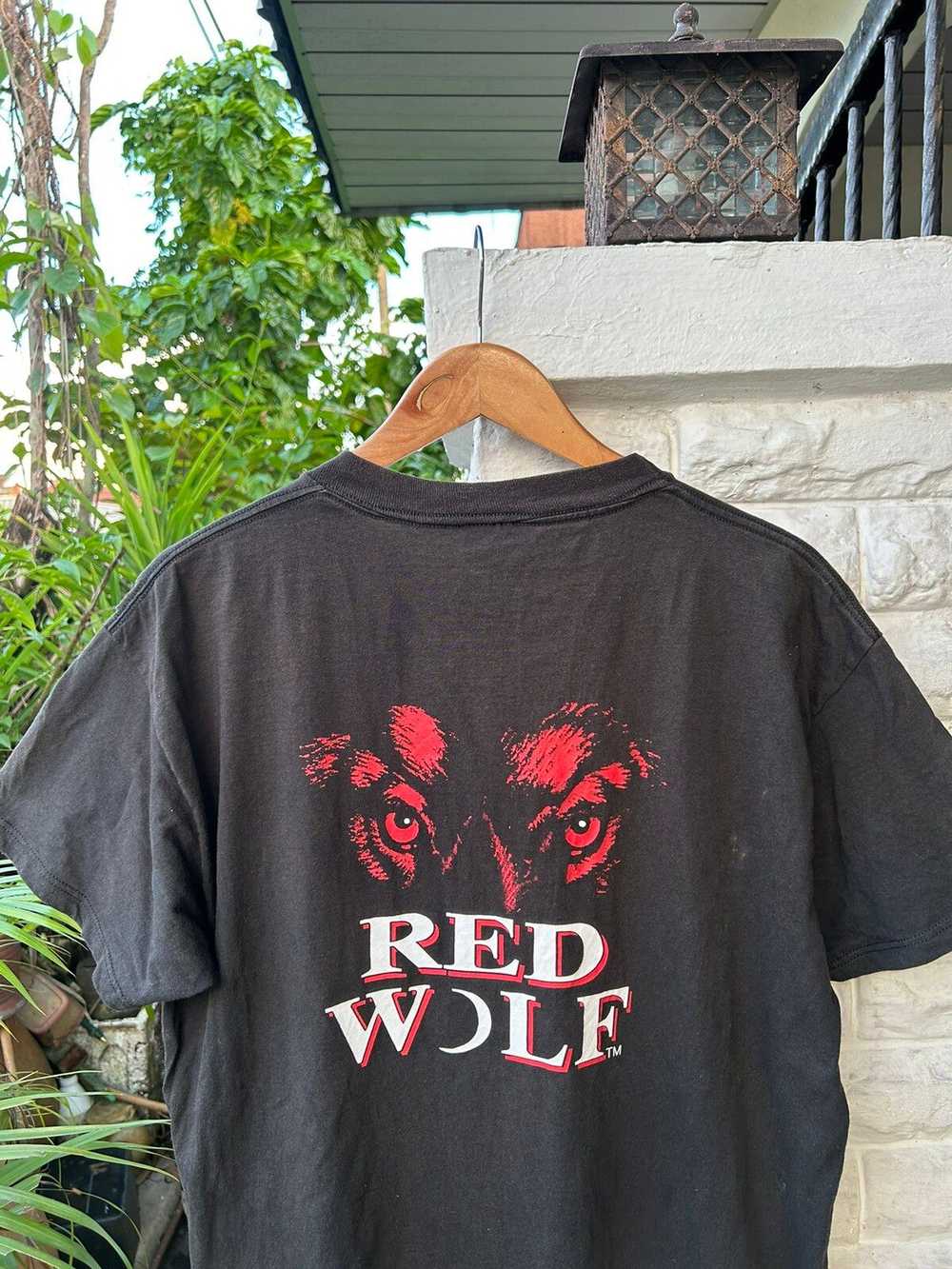 Movie × Vintage × Wolf & Man 💥 90s RED WOLF MOVI… - image 3