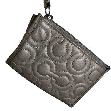 Coach Coach leather coin purse in Taupe