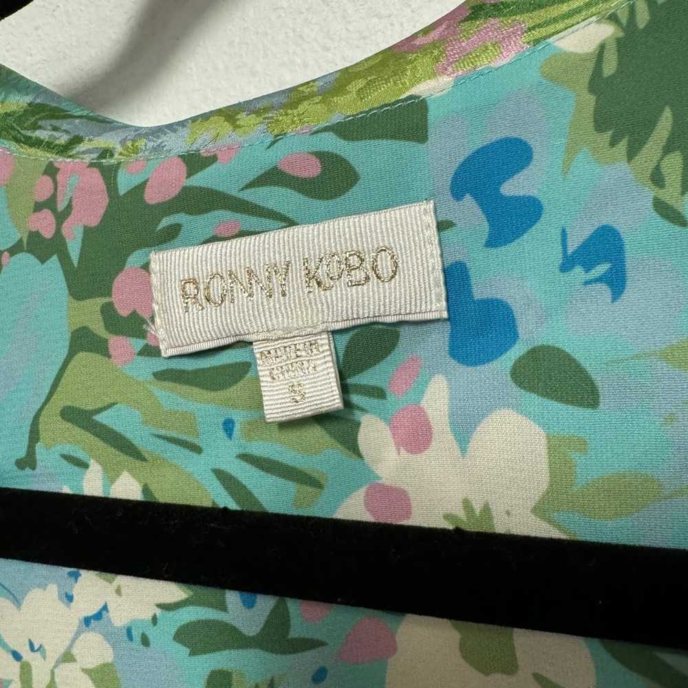 NWOT Ronny Kobo Demna Silk Floral Tie-Waist Crop … - image 8