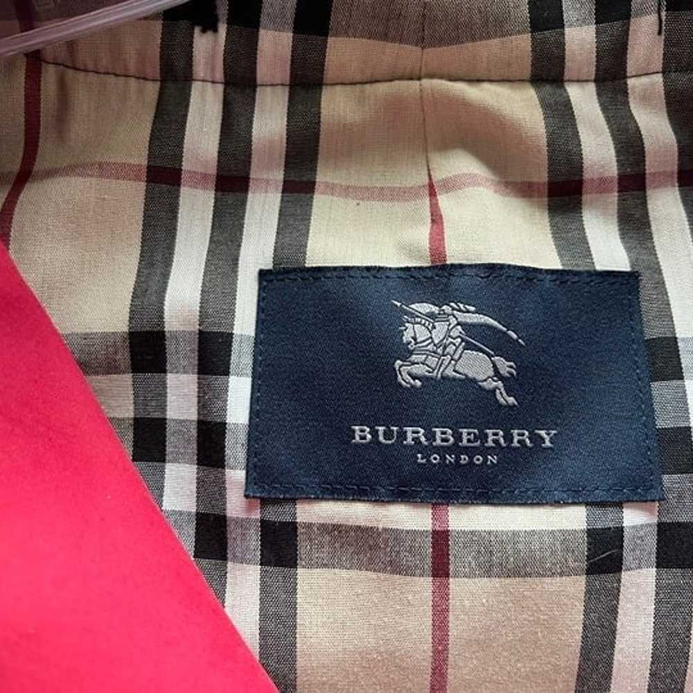 Vintage BURBERRY Coat in Red with Nova Check Line… - image 8