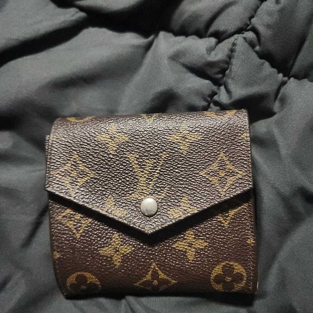 LV Monogram Monnaie with Unbranded Chain - image 2