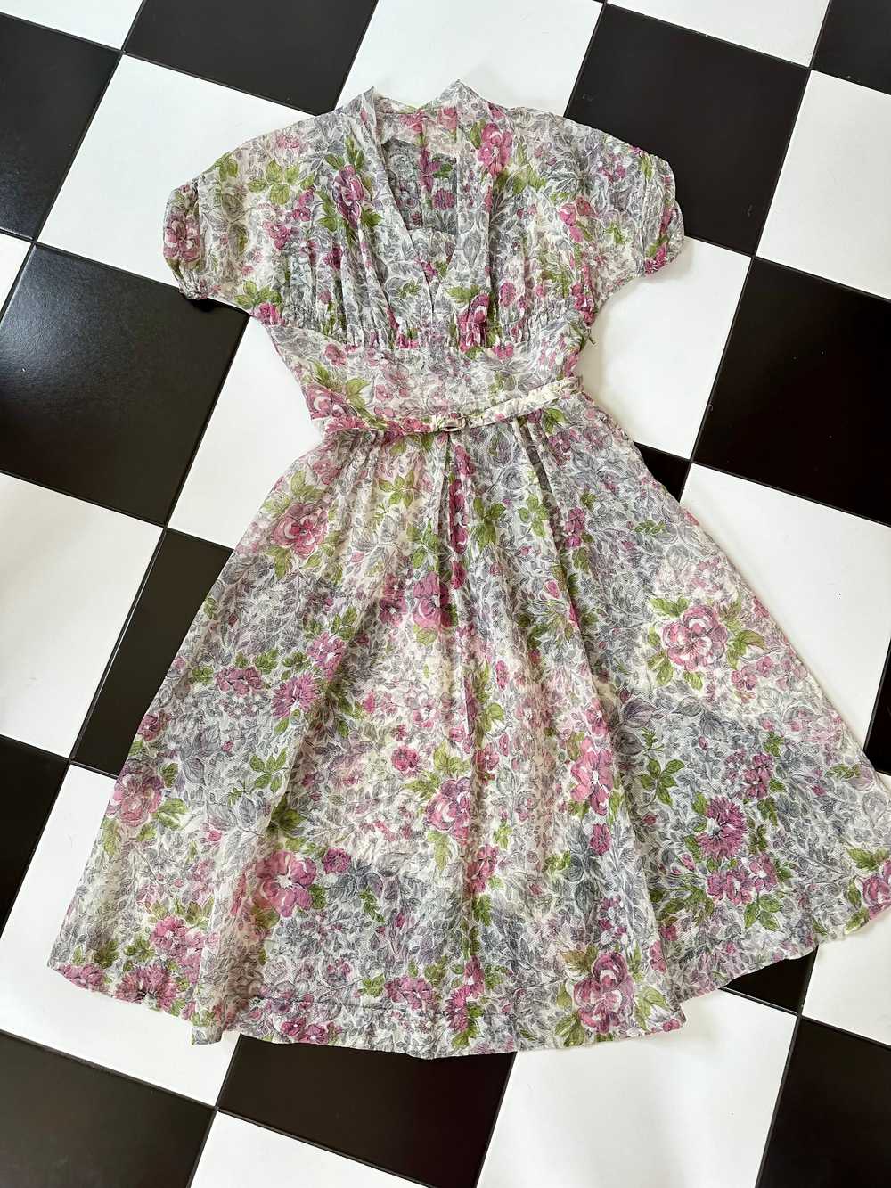 True Vintage 1940s Pastel Floral Silk Chiffon See… - image 11