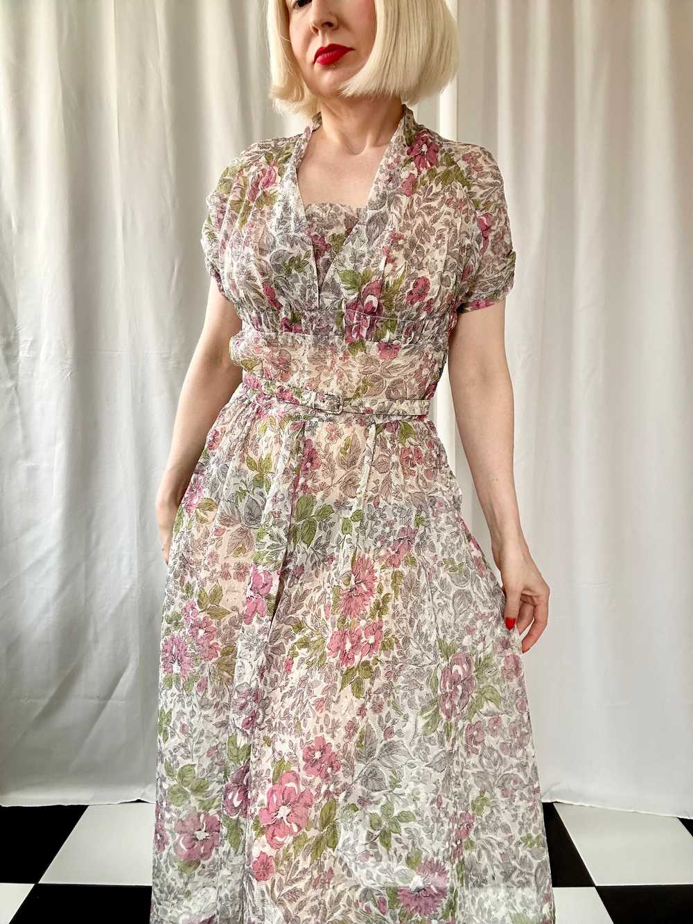 True Vintage 1940s Pastel Floral Silk Chiffon See… - image 3