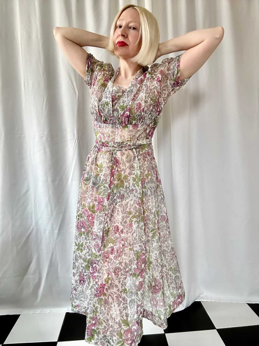 True Vintage 1940s Pastel Floral Silk Chiffon See… - image 8