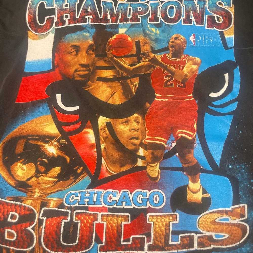 Chicago bulls rap tee - image 2