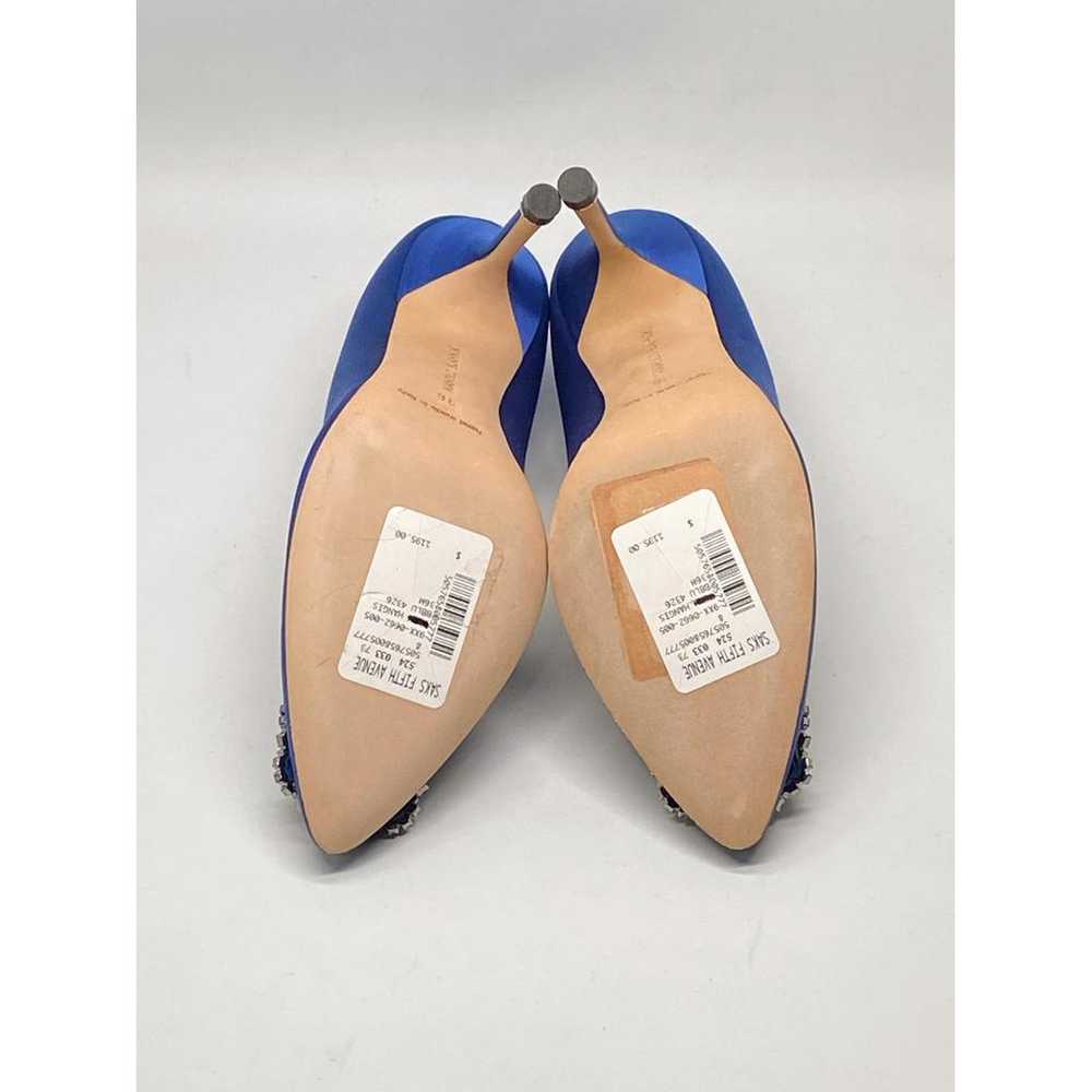 Manolo Blahnik Hangisi cloth heels - image 9