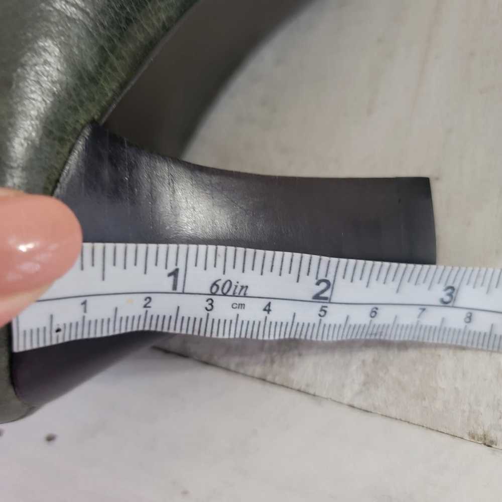 Antonio Melani olive green leather heels 3 inches… - image 6