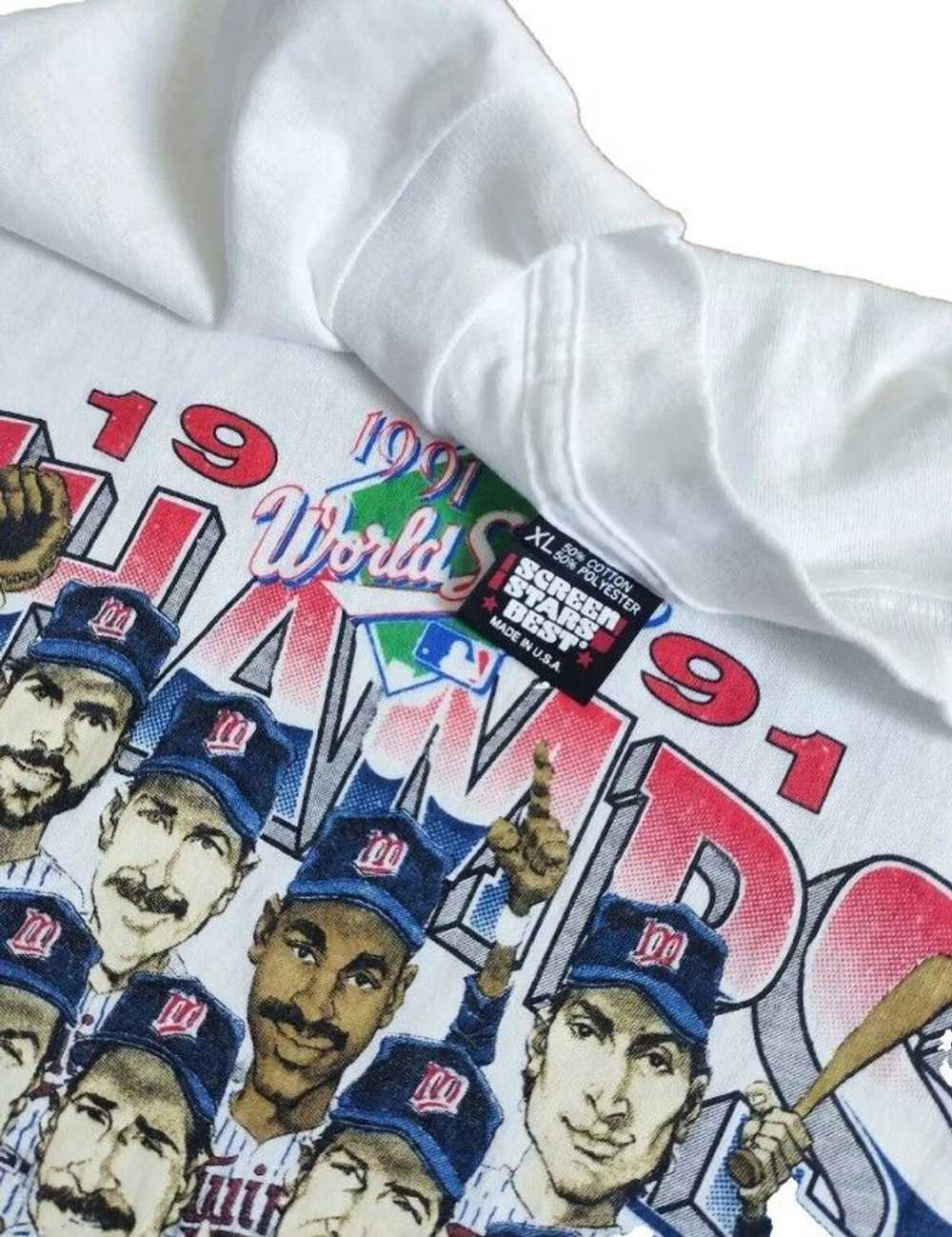 MLB × Screen Stars × Vintage Vintage Minnesota Tw… - image 8