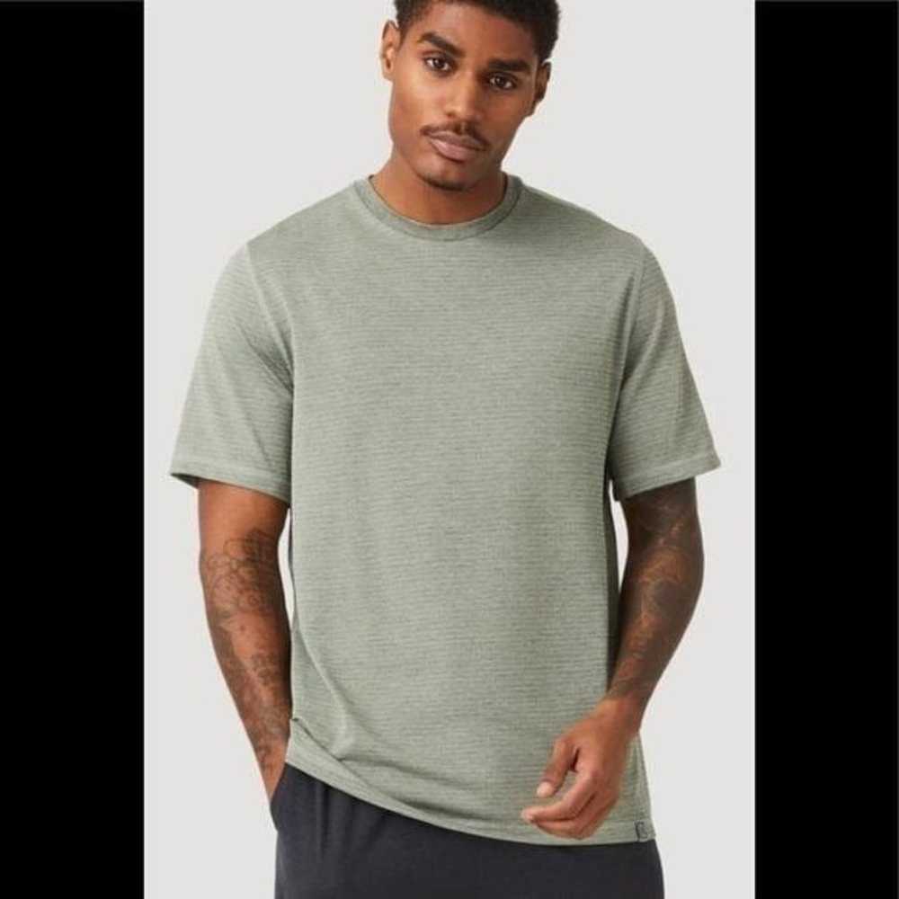 1901 Mens army green 2XL shirt - image 1