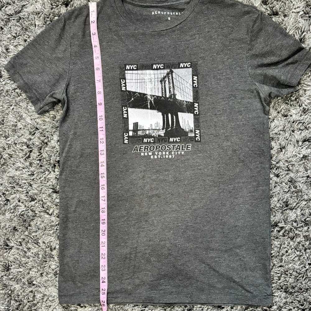 Aeropostal T-shirt NYC Size Small - image 3