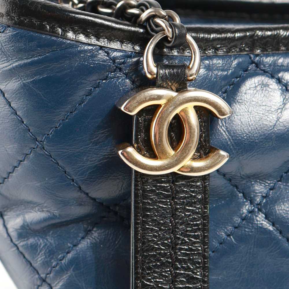 Chanel CHANEL - Gabrielle medium shoulder bag in … - image 5