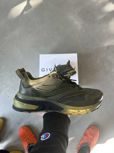 Givenchy Givenchy Sneaker Olive Green